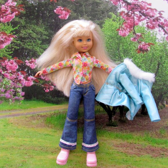 WEE 3 FRIENDS CLOTHES, 10" GIRL DOLL OUTFITS: JACKET, TOPS, JEANS, BOOTS - Picture 3 of 12